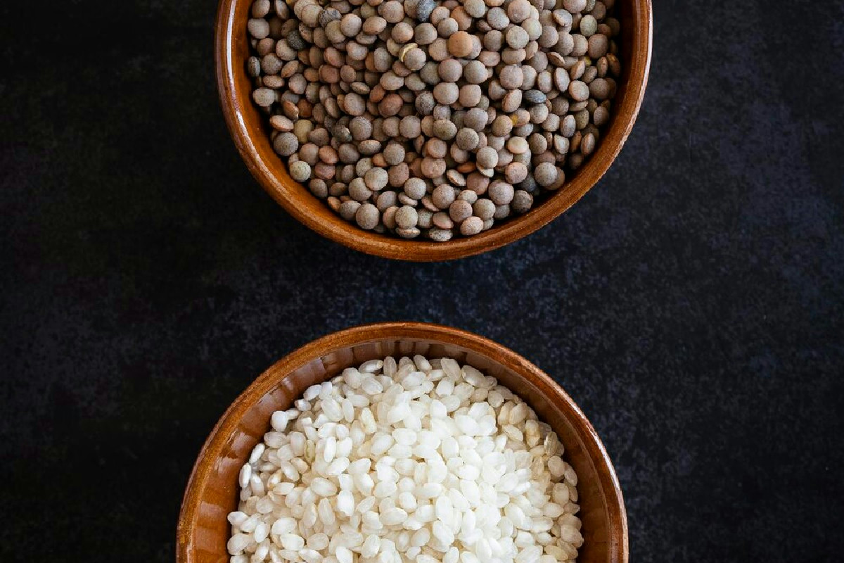 Riso e lenticchie: la combinazione ideale per restare leggeri e sentirsi sazi più a lungo
