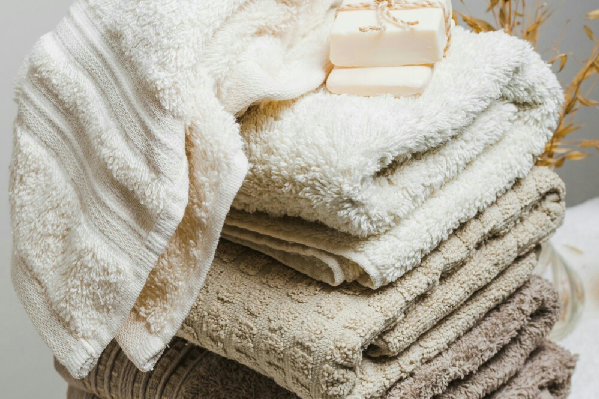 Asciugamani duri: trucchi efficaci per recuperarne morbidezza e freschezza come nuovi