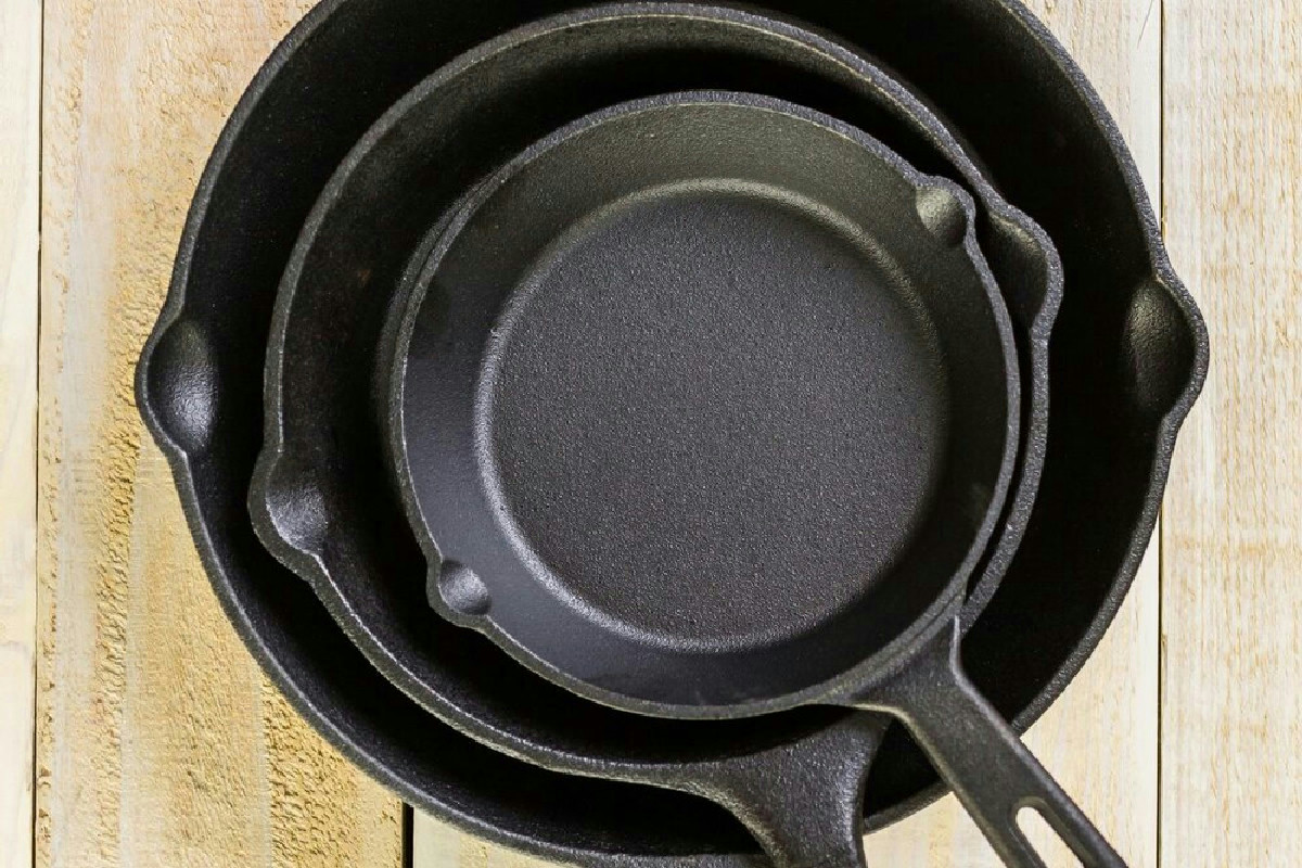 Come rigenerare rapidamente le padelle antiaderenti e farle tornare perfette in cucina